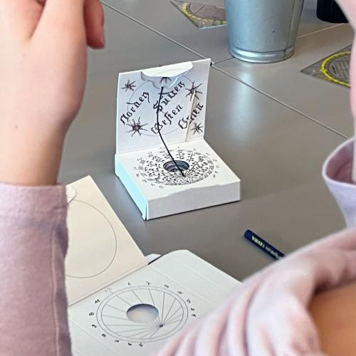 Basteln einer Kompassuhr